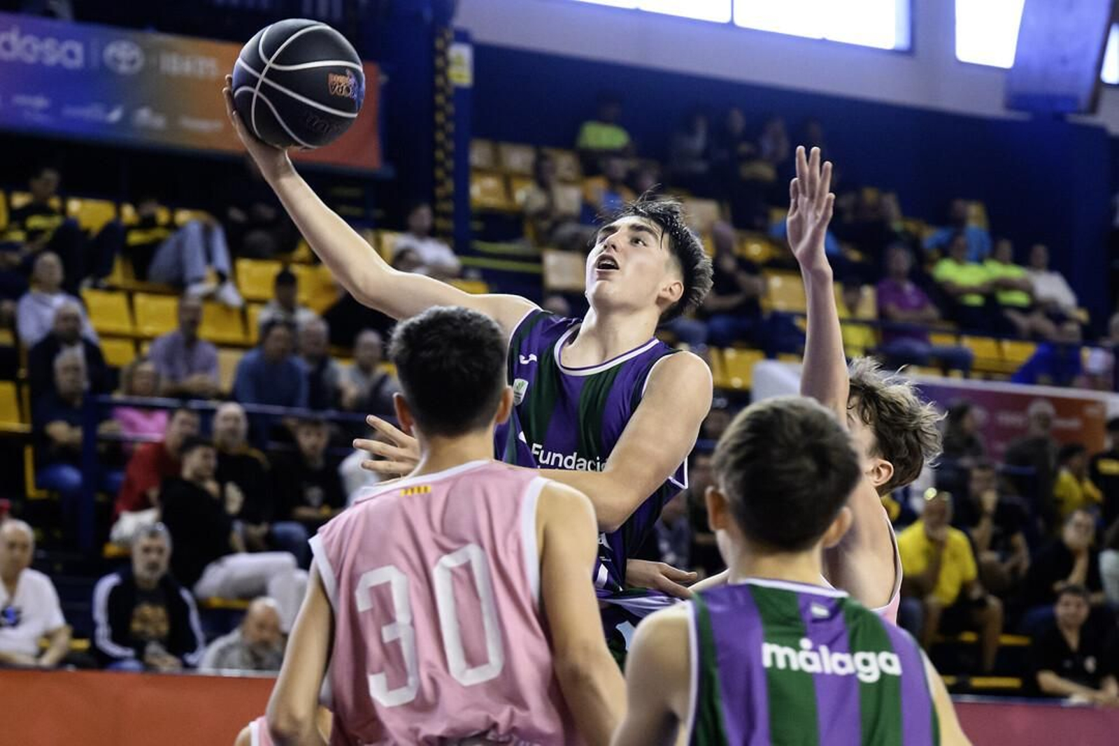 Minicopa Endesa: Tremenda victoria del Unicaja ante el Joventut