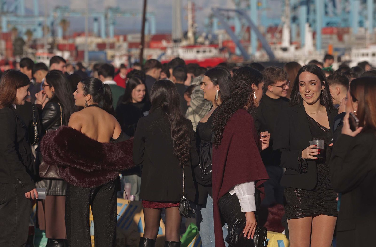 Búscate en las fotos de la celebración del 24 de diciembre en Algeciras