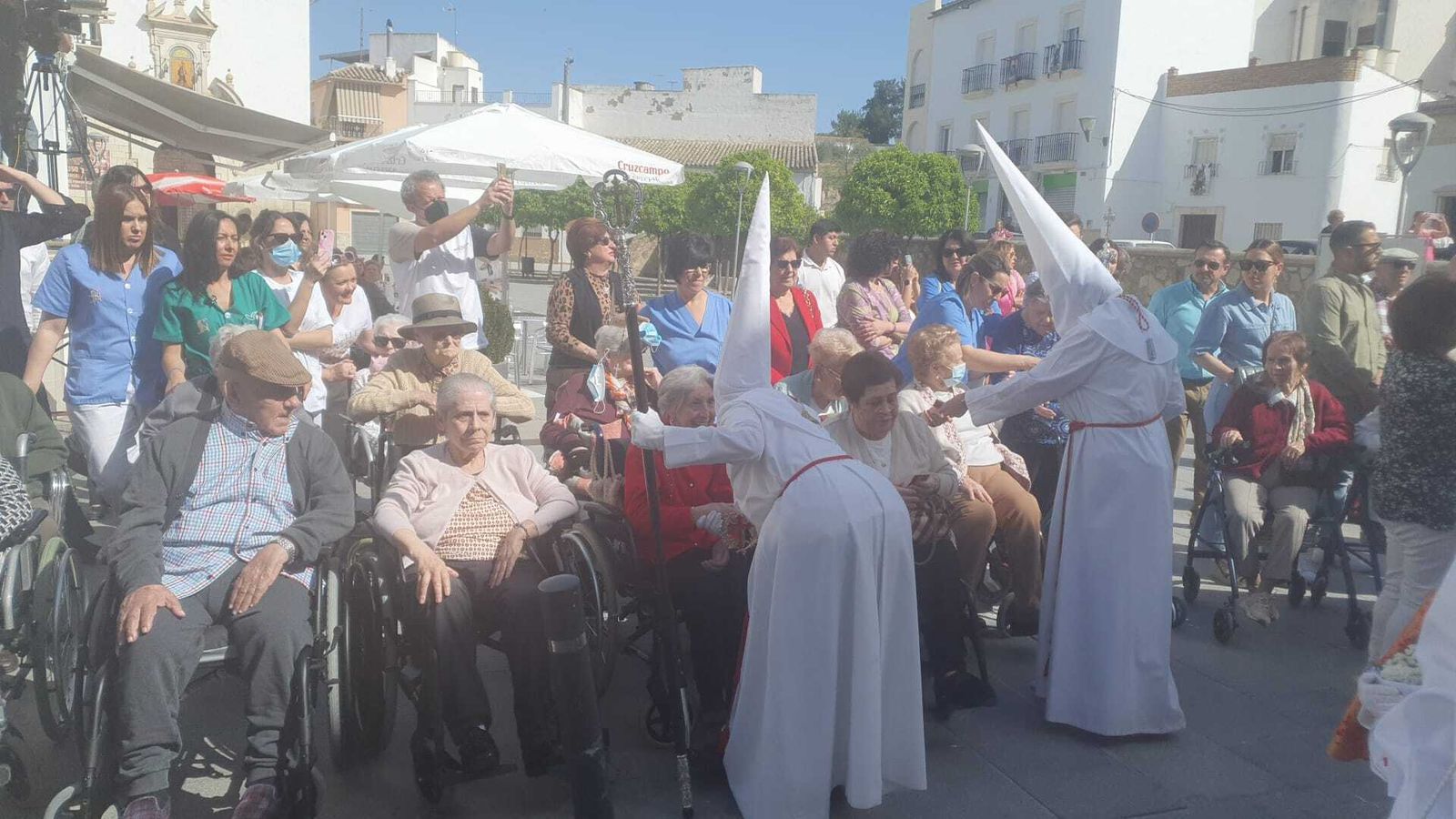 La procesión del Resucitado de Castro del Río, en imágenes