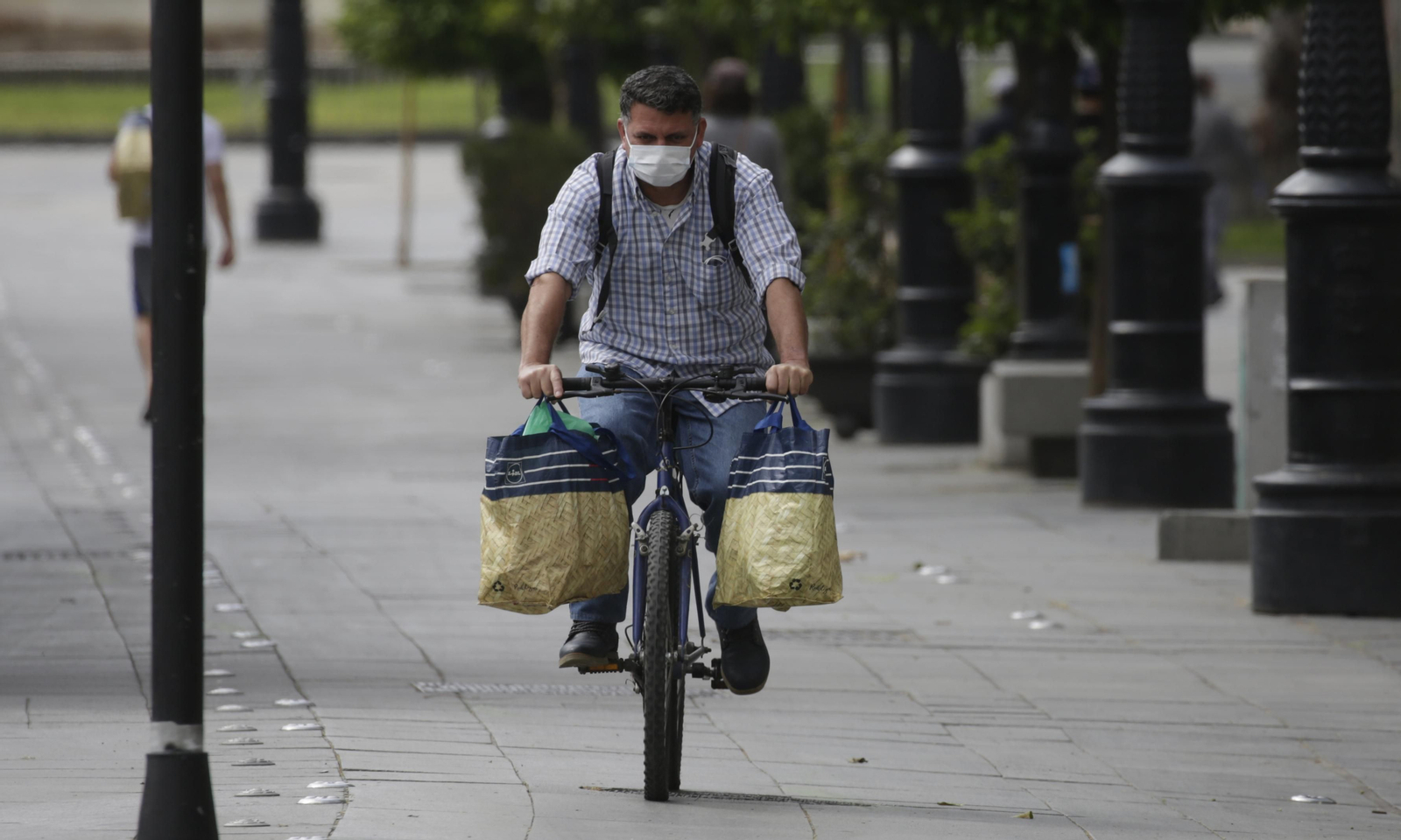 Pocos usuarios de Sevici tras la reapertura del servicio.