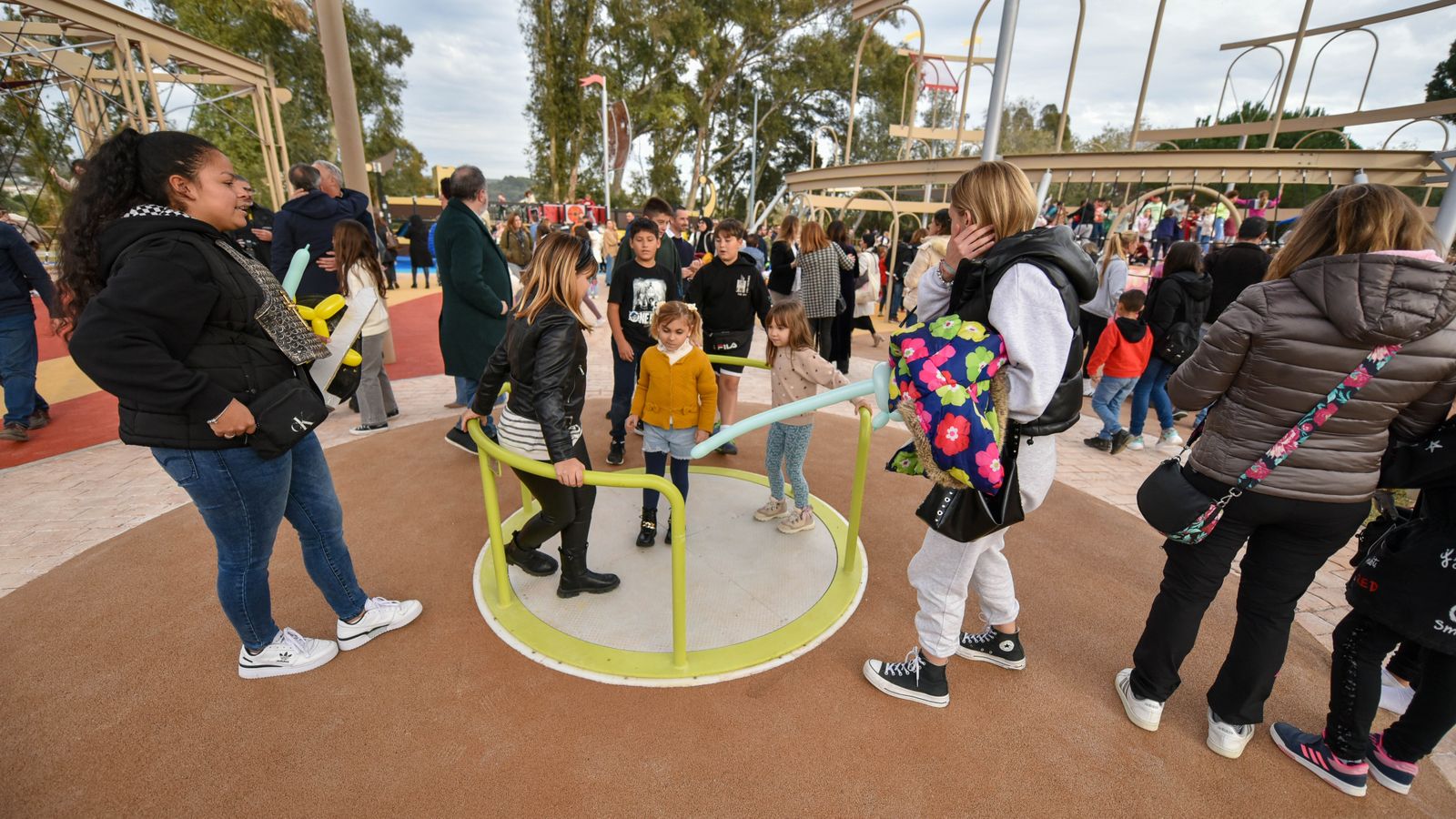 La inauguración del parque Barbésula en Guadiaro, en imágenes