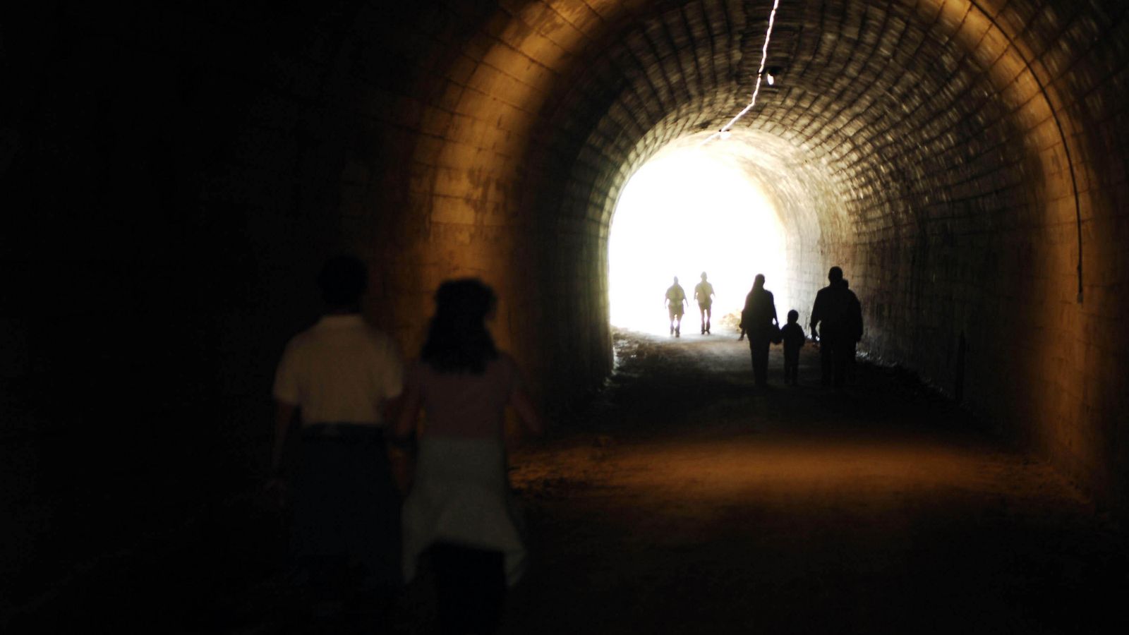 Túnel en la Vía Verde de la Sierra.