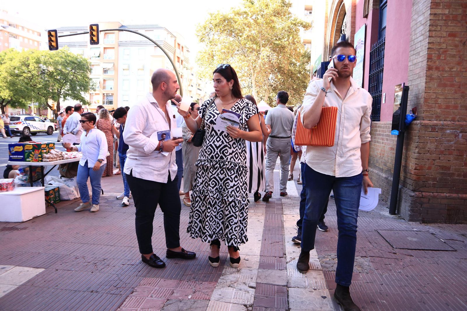 Imágenes de ambiente en el cuarto día de toros en Huelva