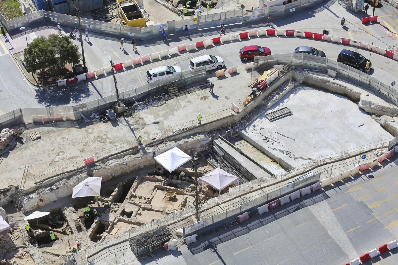 Fotos de los restos arqueológicos encontrados en la obra del Metro de Málaga
