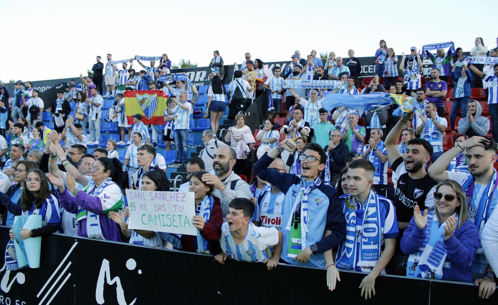 Búscate en las gradas en el Eldense-Málaga CF