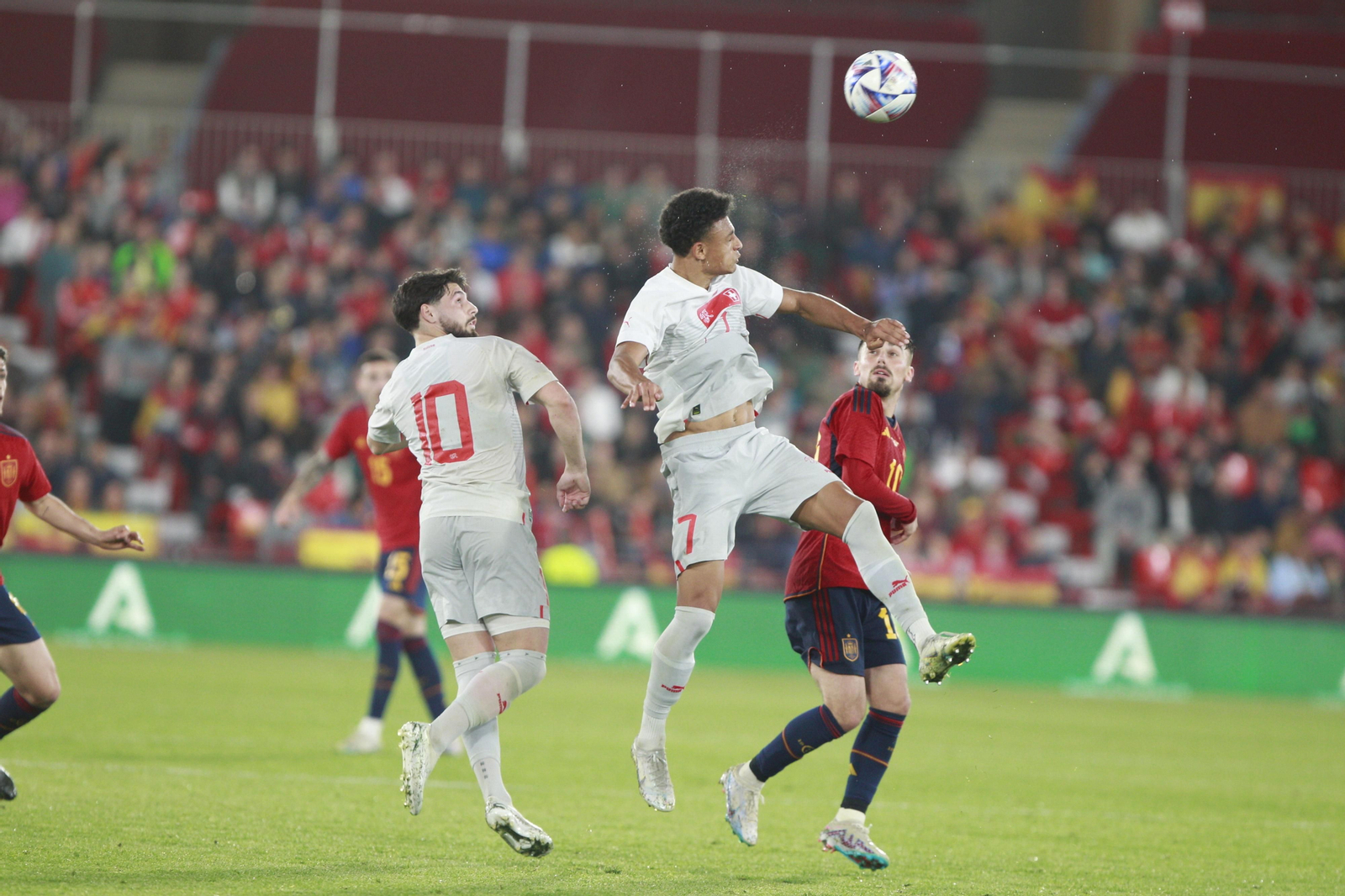 Imágenes del partido de fútbol amistoso entre las selecciones de España y Suiza Sub 21, disputado en Almería
