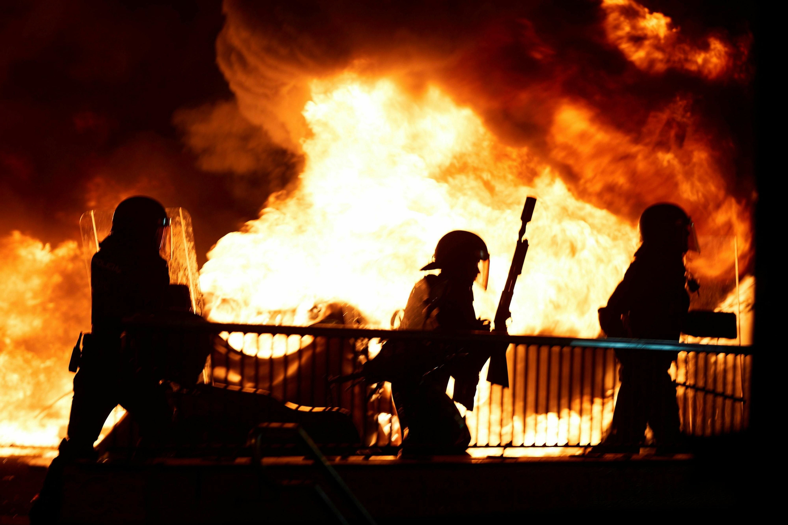Las imágenes de la quinta jornada de disturbios en Cataluña