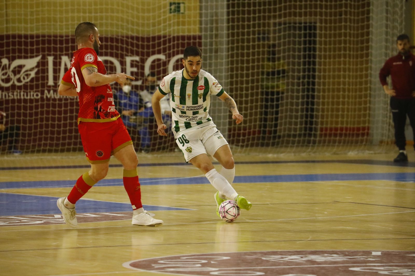 El empate del Córdoba Futsal ante el Jimbee Cartagena, en imágenes