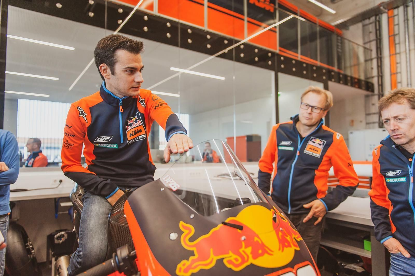 Primeras imágenes de Dani Pedrosa con la KTM Primeras imágenes de Dani Pedrosa con la KTM