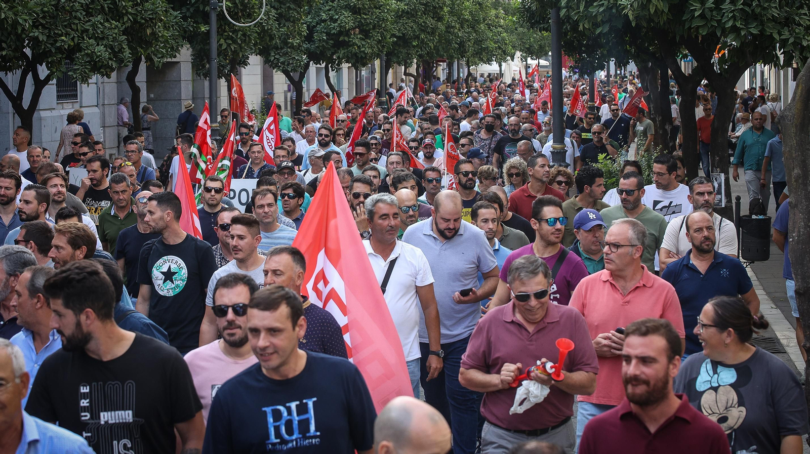 Manifestación de trabajadores de la Vid para pedir un convenio digno