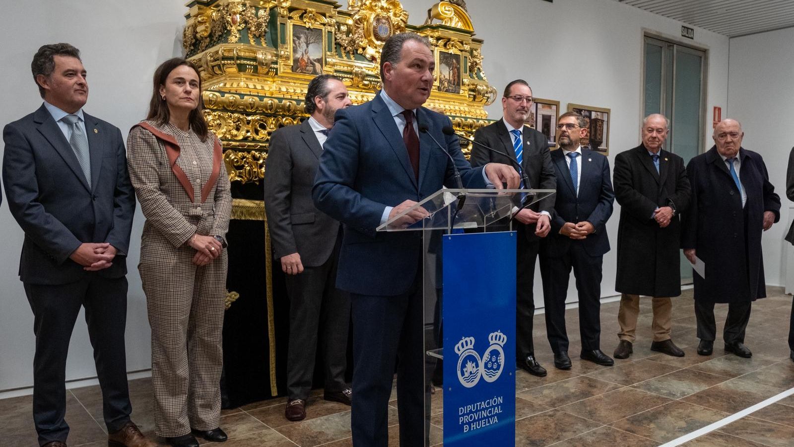El presidente de la Diputación de Huelva, David Toscano, durante la inauguración de la exposición.