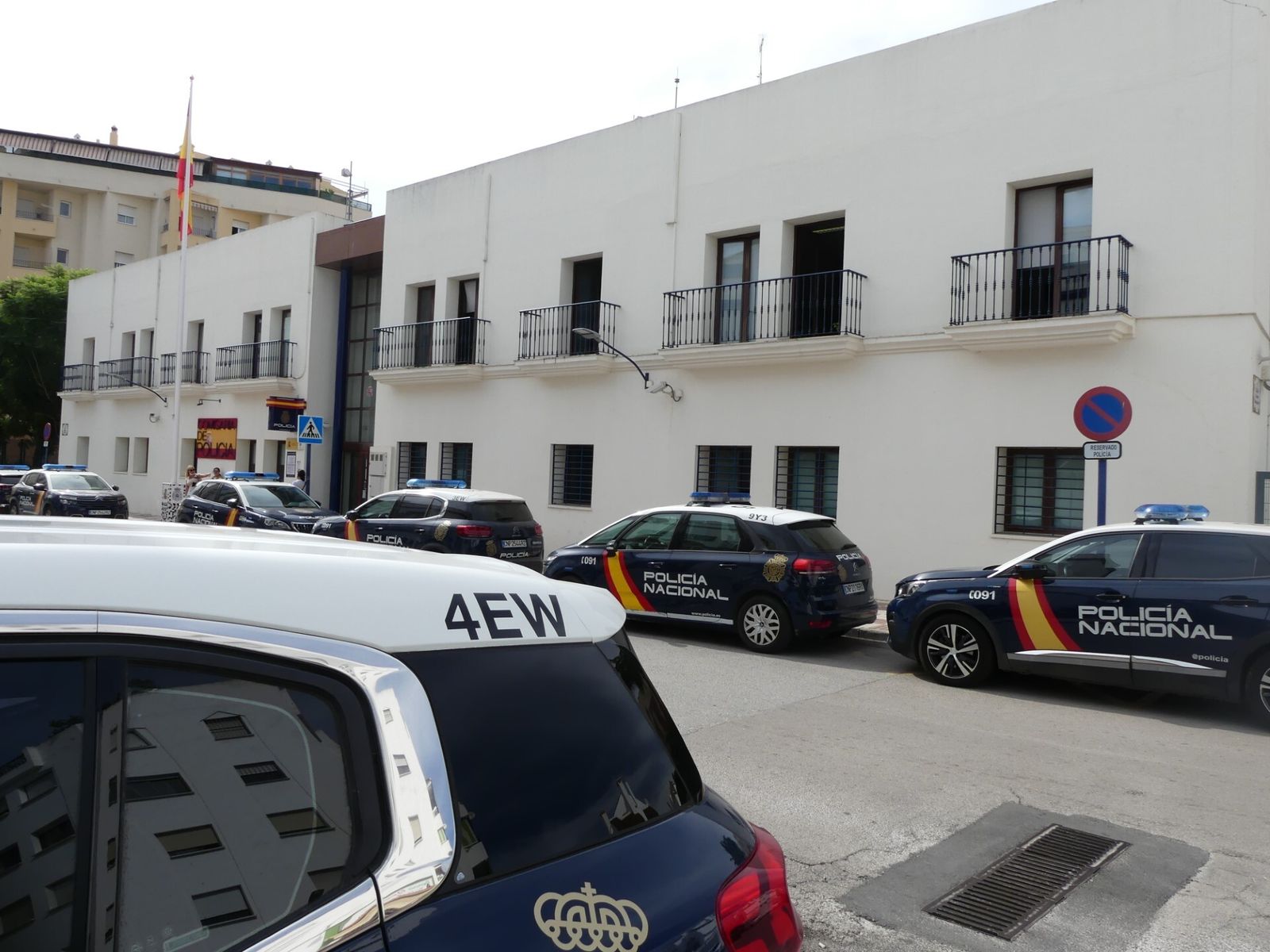 Fachada de la Comisaría de Policía Nacional de Estepona.