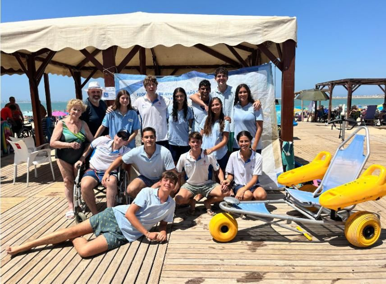 Imagen del grupo de voluntarios del programa 'Hidrosport'.