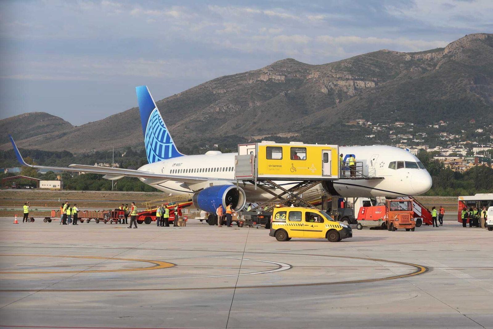 La llegada del primer vuelo de United Airlines a Málaga desde Nueva York.