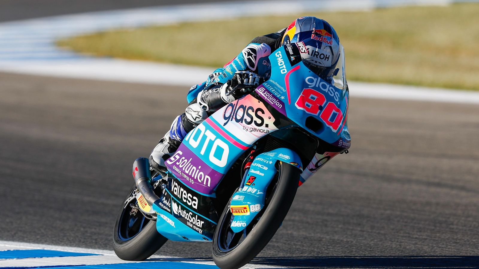 David Alonso, entrando en la recta de meta.