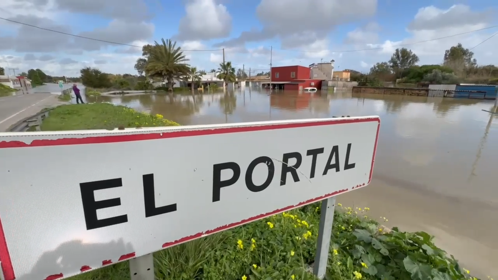 Los vecinos de El Portal ya pueden volver a sus casas.