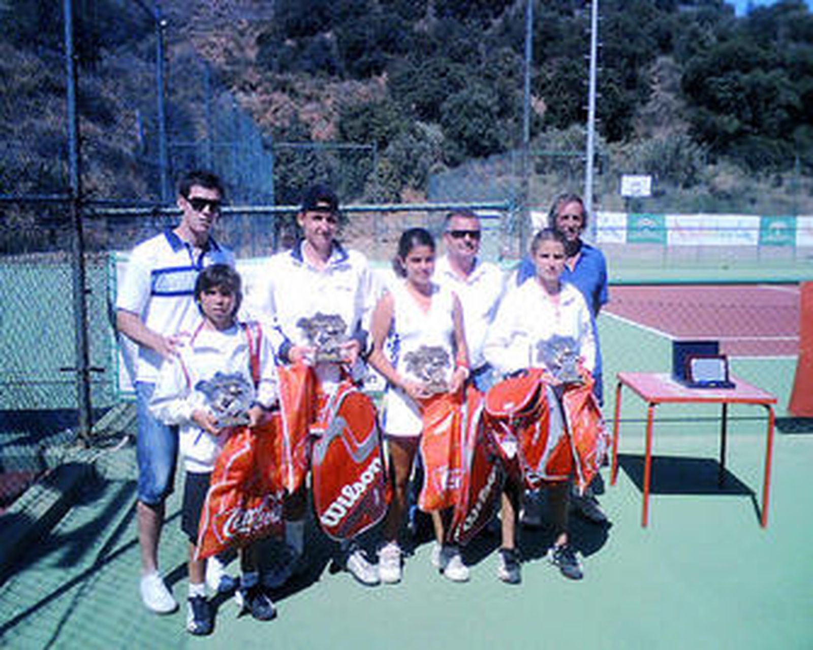 María José Luque, en el centro, junto al campeón masculino.