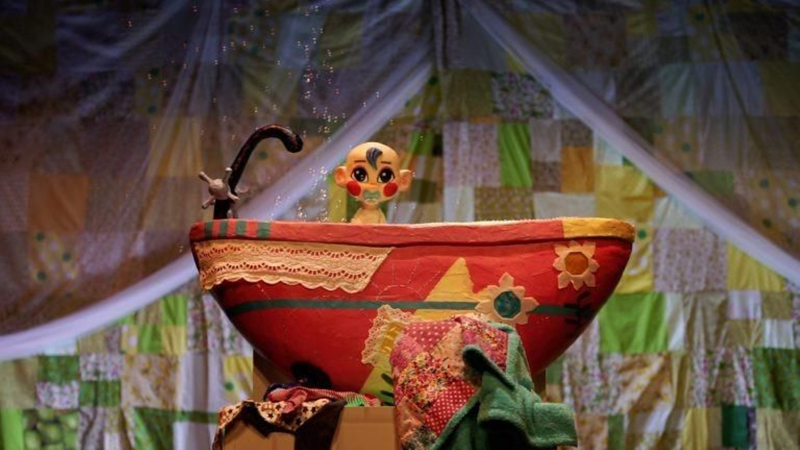 Imagen de la función de títeres 'Trapito Viajero' de la compañía jerezana La Gotera de la Azotea