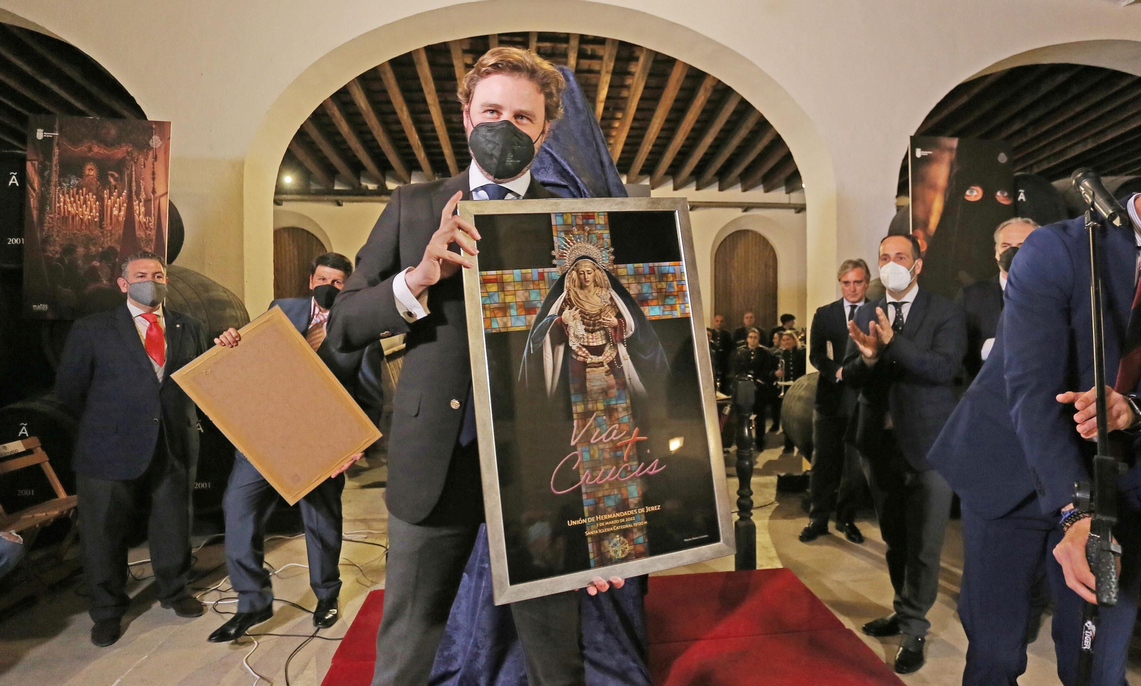 Presentación del cartel del Vía Crucis de la hermandades