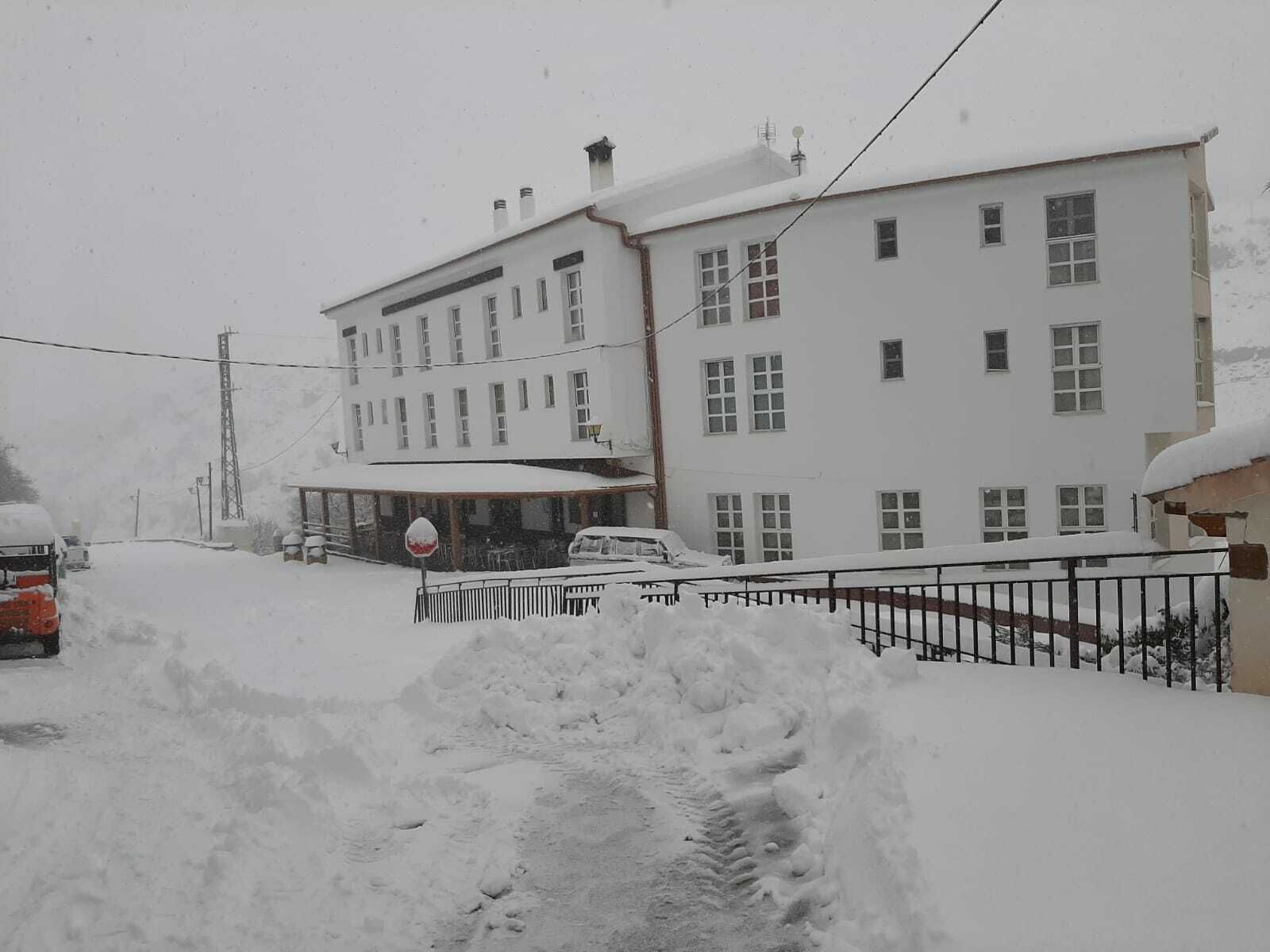Gloria deja un manto blanco de nieve en la zona norte de la provincia