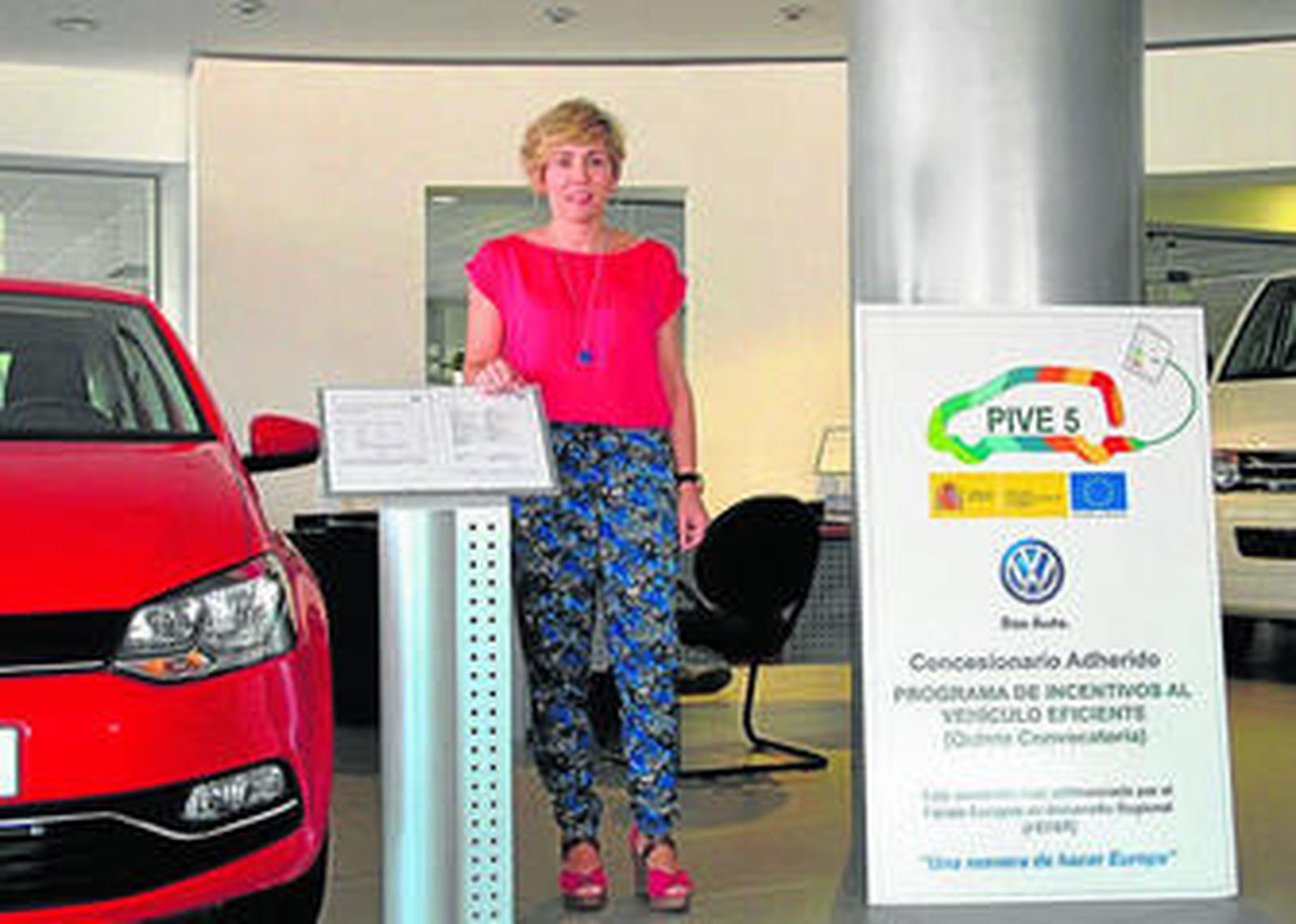 María José en el concesionario Vera Import.