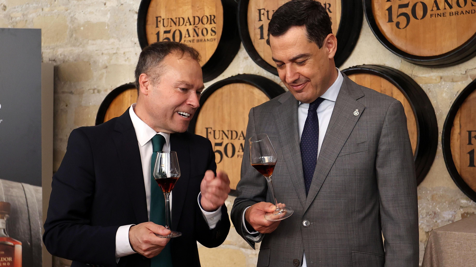 Juanma Moreno en la celebración del 150 aniversario de Fundador