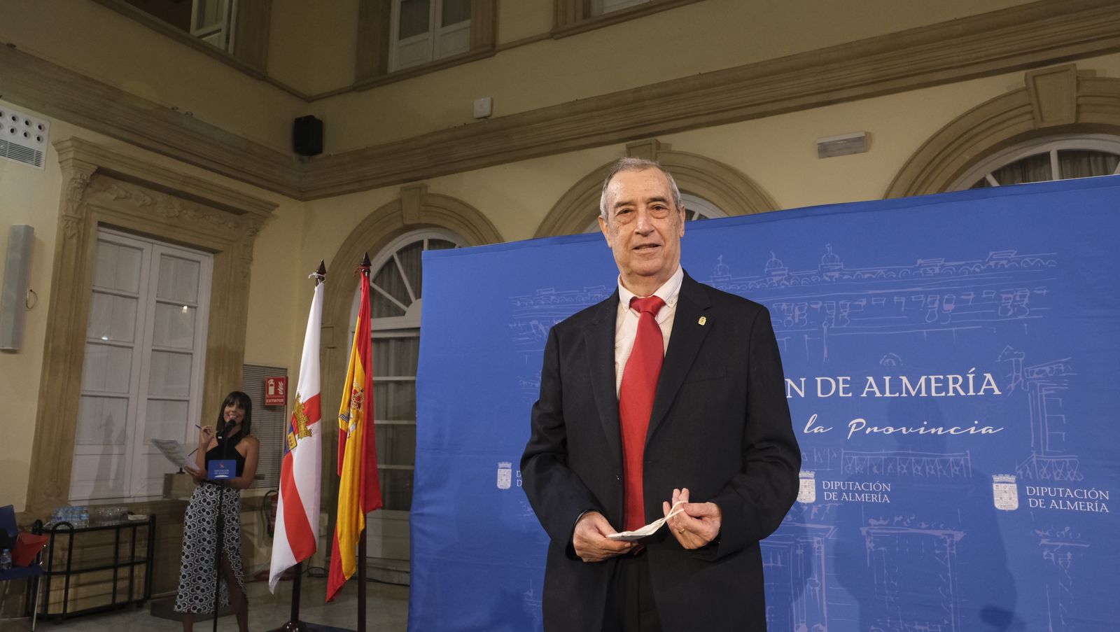 Imágenes de la entrega del Escudo de Oro de la Diputación de Almería a Ambrosio Sánchez