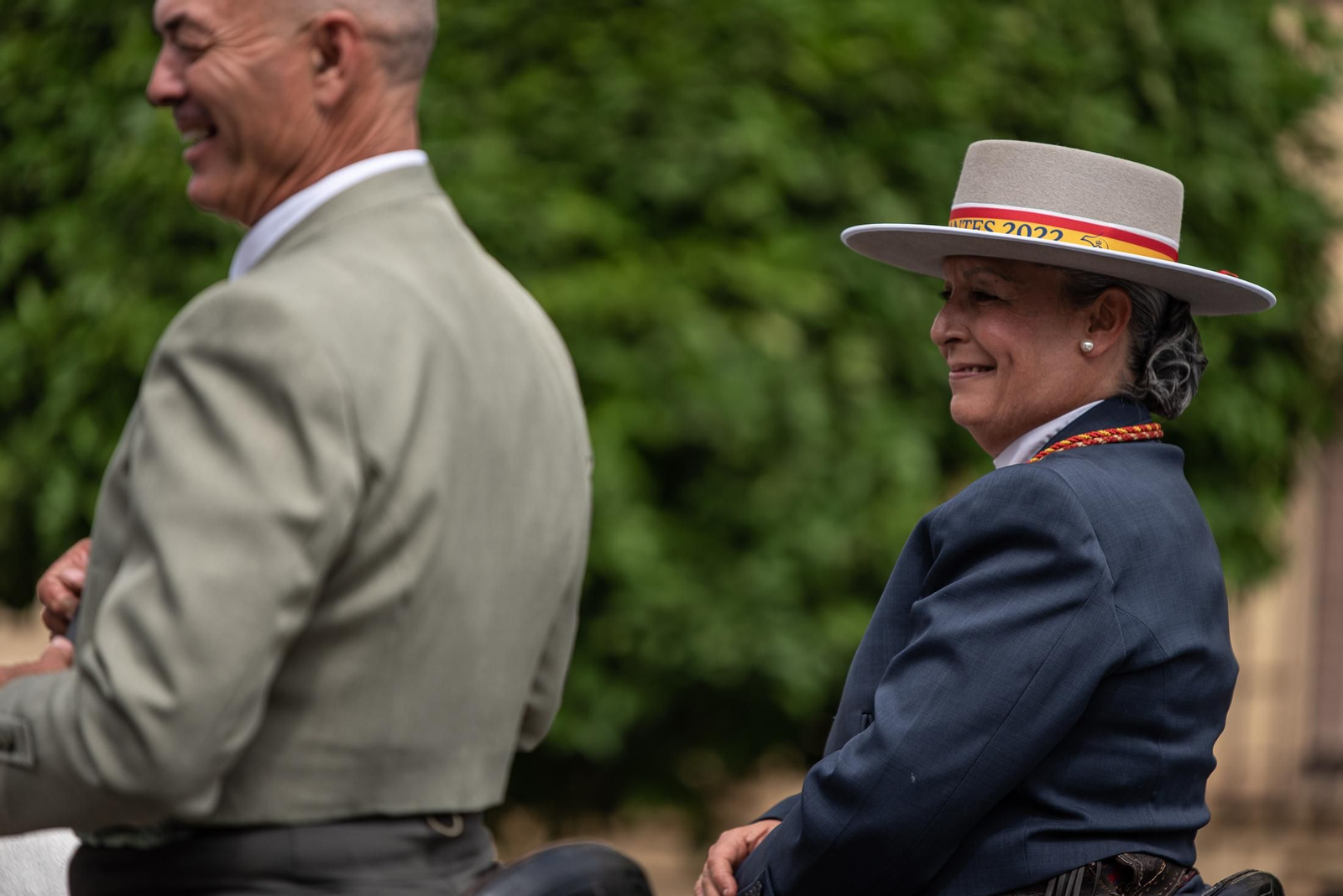 Imágenes de la salida de Emigrantes a su paso por la Alameda Sundheim