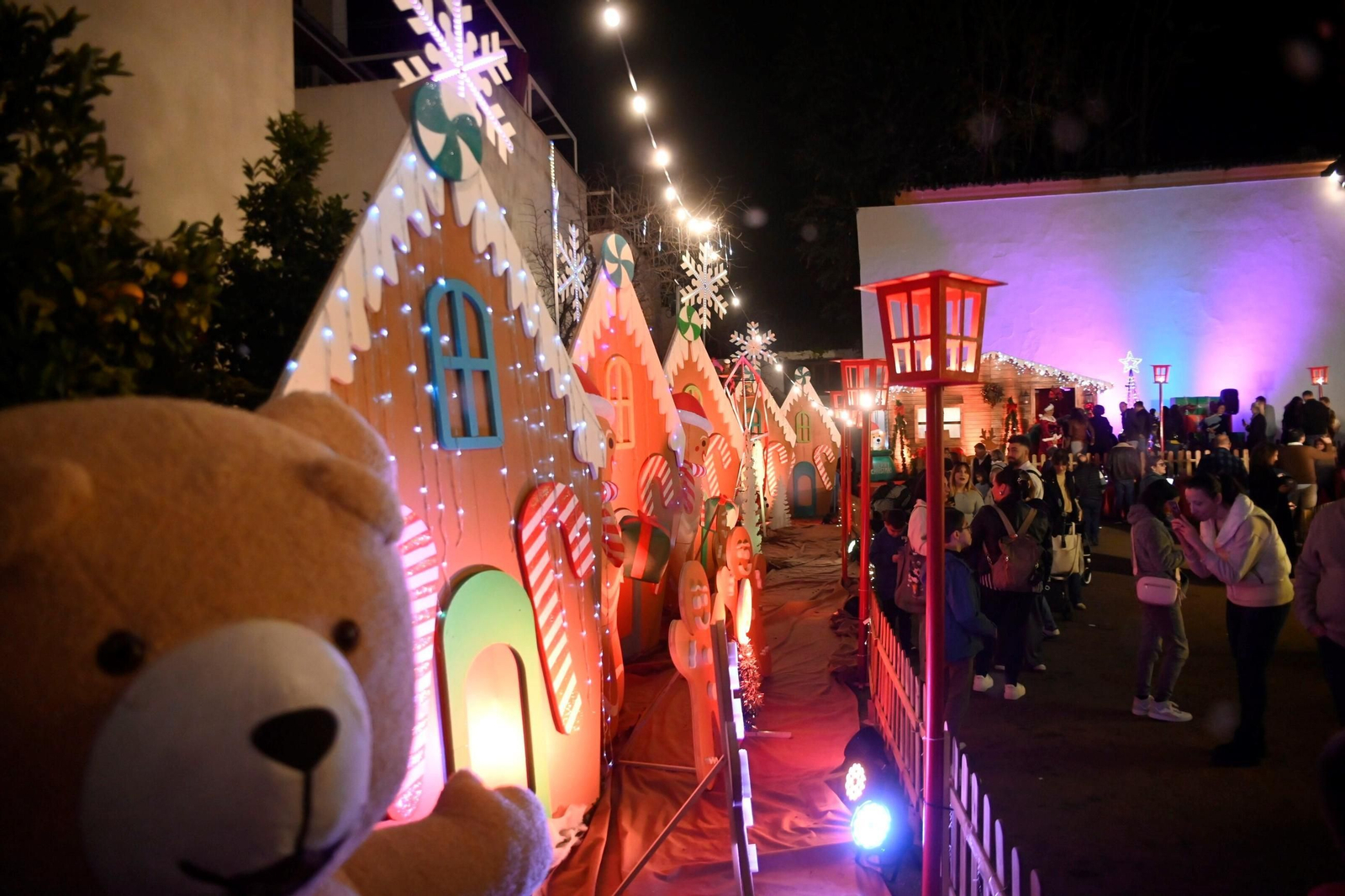 El poblado navideño del cine Fuenseca de Córdoba, en imágenes