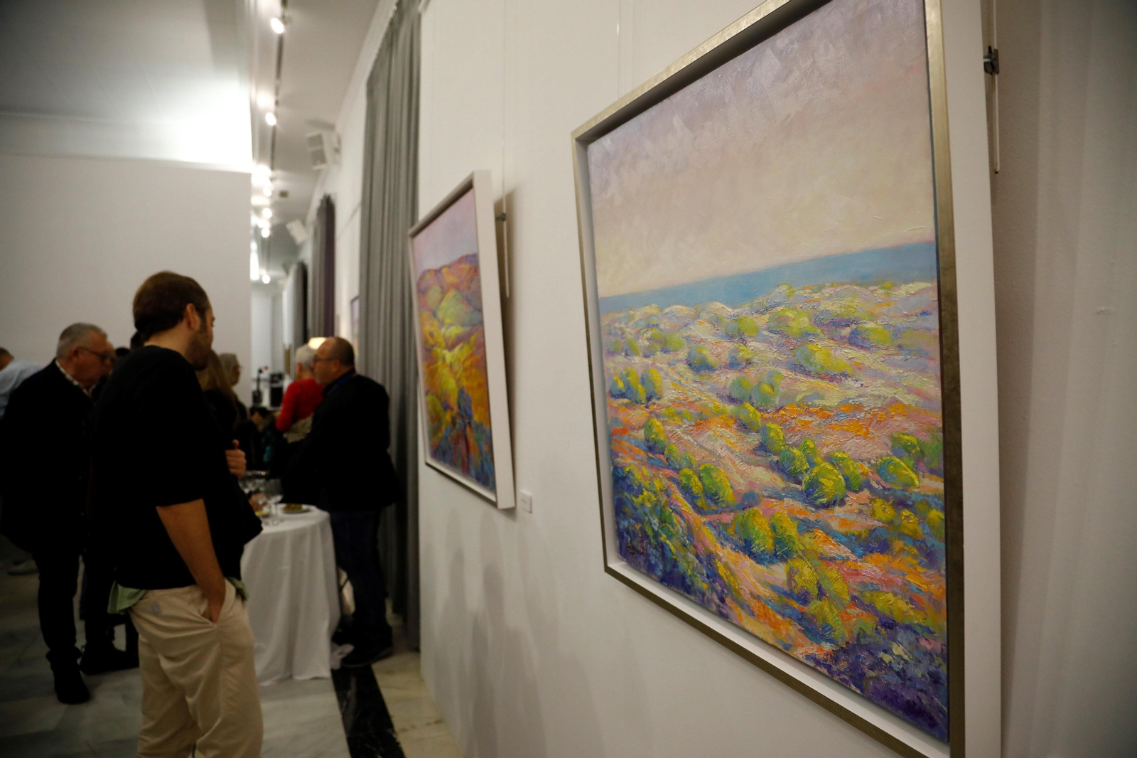 Miguel Cachinero expone su obra en el Real Círculo de la Amistad de Córdoba, en imágenes