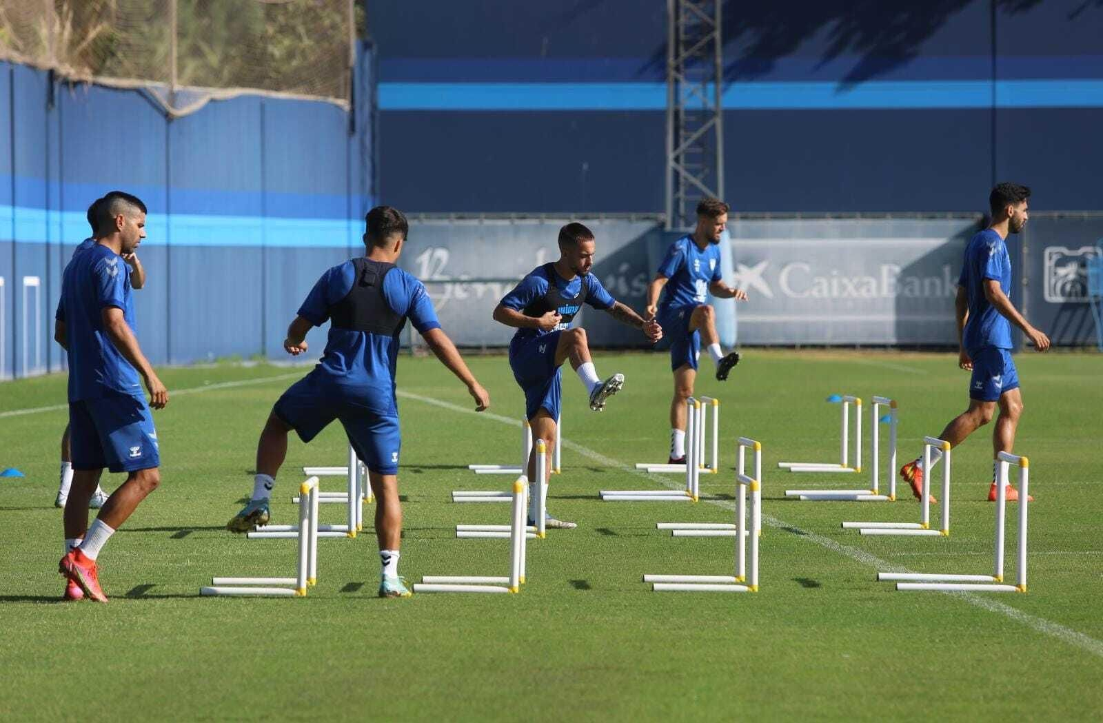 Guede y sus hombres apunta al Tenerife-Málaga