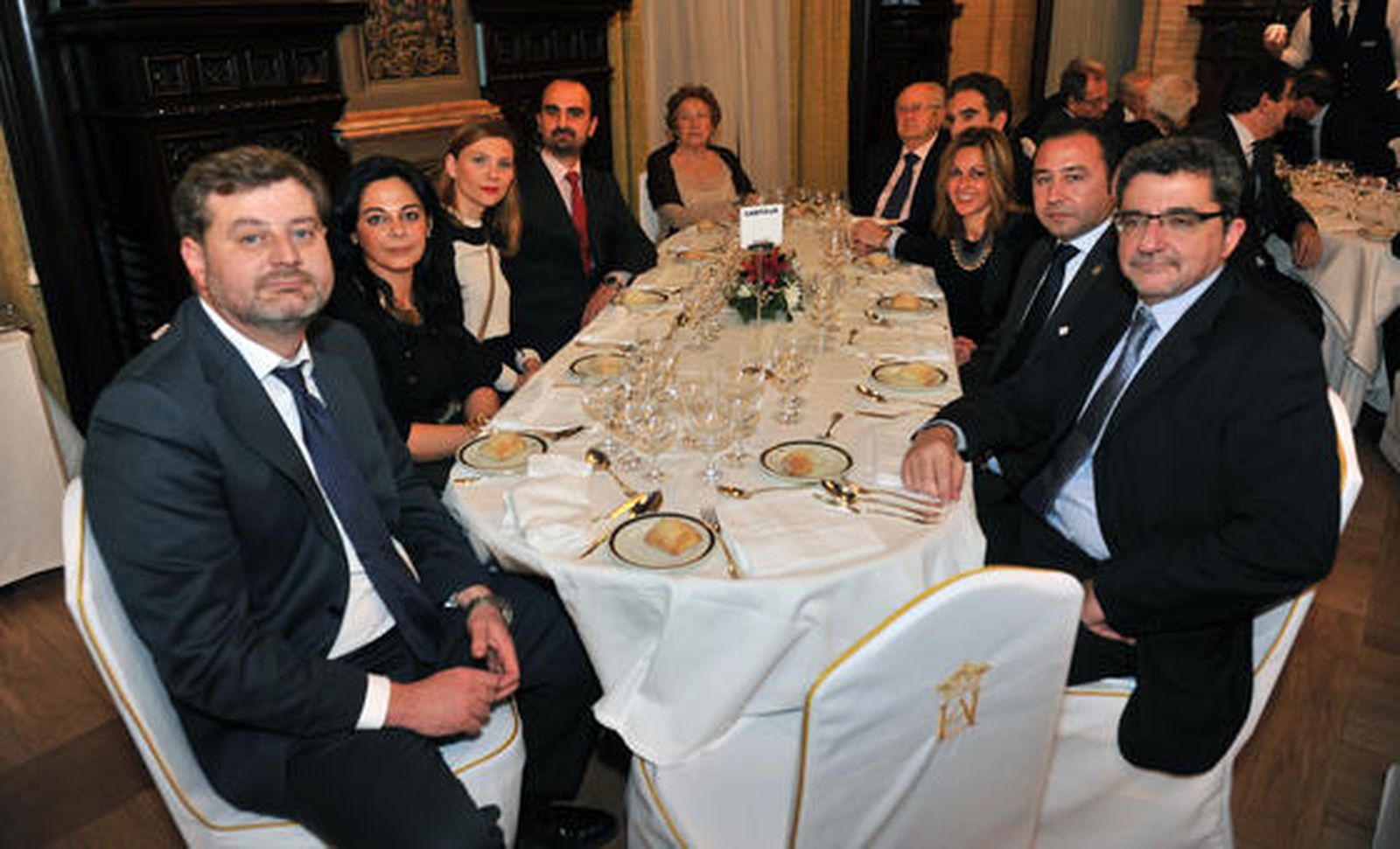 Manuel Meléndez, Antonia María Robles, Marta García Armesteo, Álvaro García de la Borbolla, Eloísa Cabrera, Luis Alarcón de la Oliva, Antonio Miguel Gálvez, Mercedes Gómez, Ricardo Sánchez y Antonio Gutiérrez Limones. / Reportaje gráfico: Antonio Pizarro / Juan Carlos Muñoz / Juan Carlos Vázquez