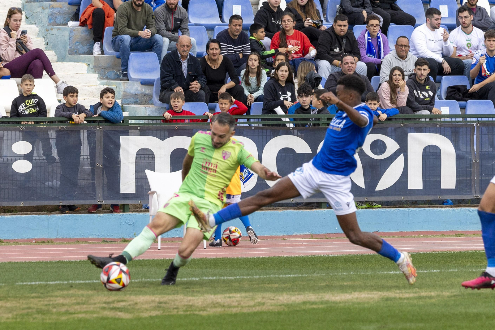 El Melilla - Málaga CF, en fotos