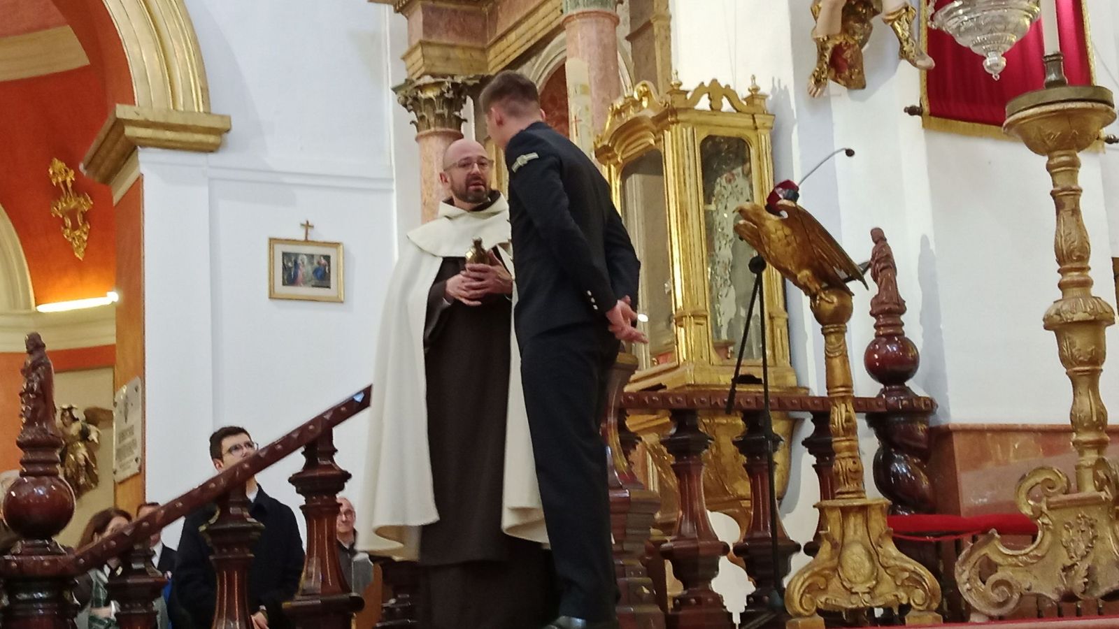 Así ha sido la despedida de los guardiamarinas de la Virgen del Carmen antes de embarcar en el 'Juan Sebastián de Elcano'