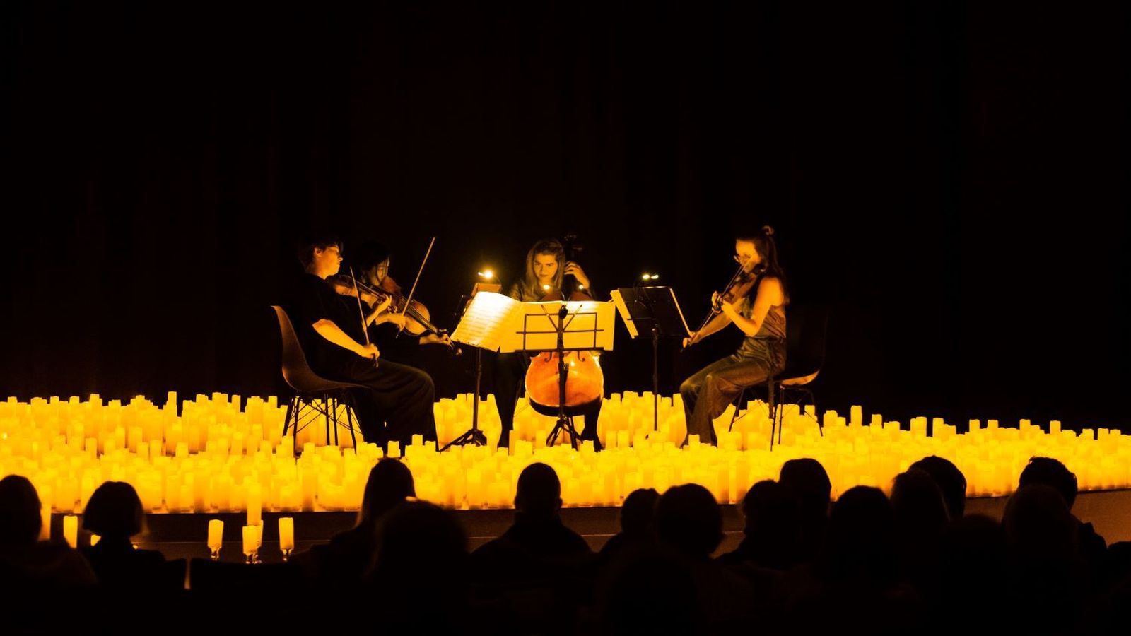 Candlelight: 100 años de Warner Bros