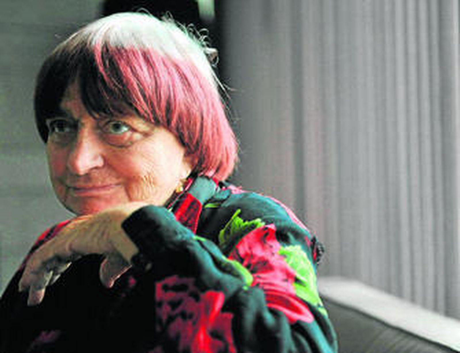 La cineasta, fotógrafa y videoartista en Sevilla, donde exhibe hasta marzo sus últimos trabajos.