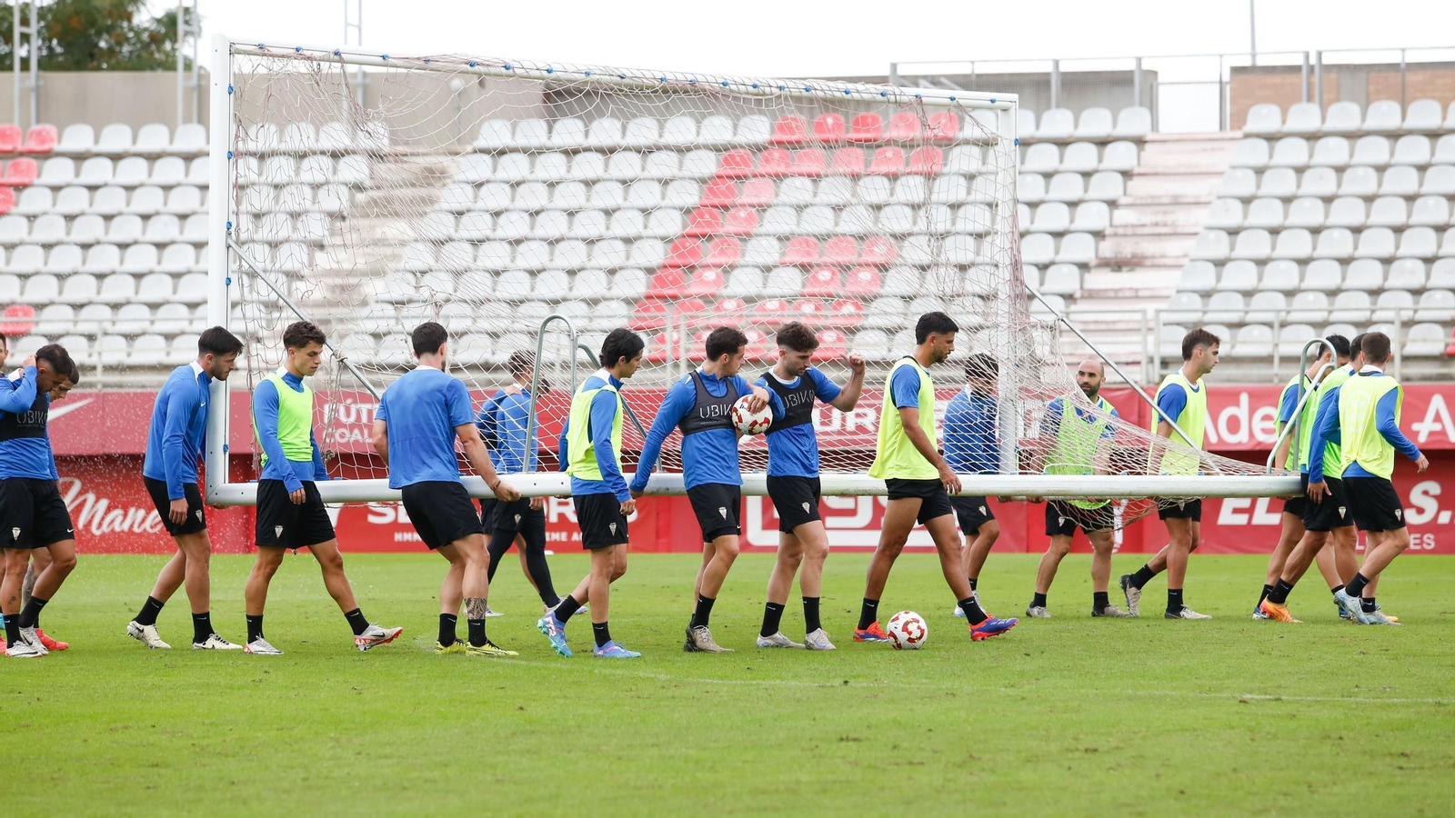 El entrenamiento del Algeciras CF antes de la visita al Recreativo de Huelva