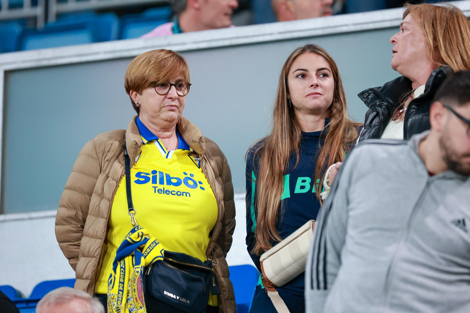 Búscate entre las imágenes del partido de fútbol entre Cádiz CF y Deportivo