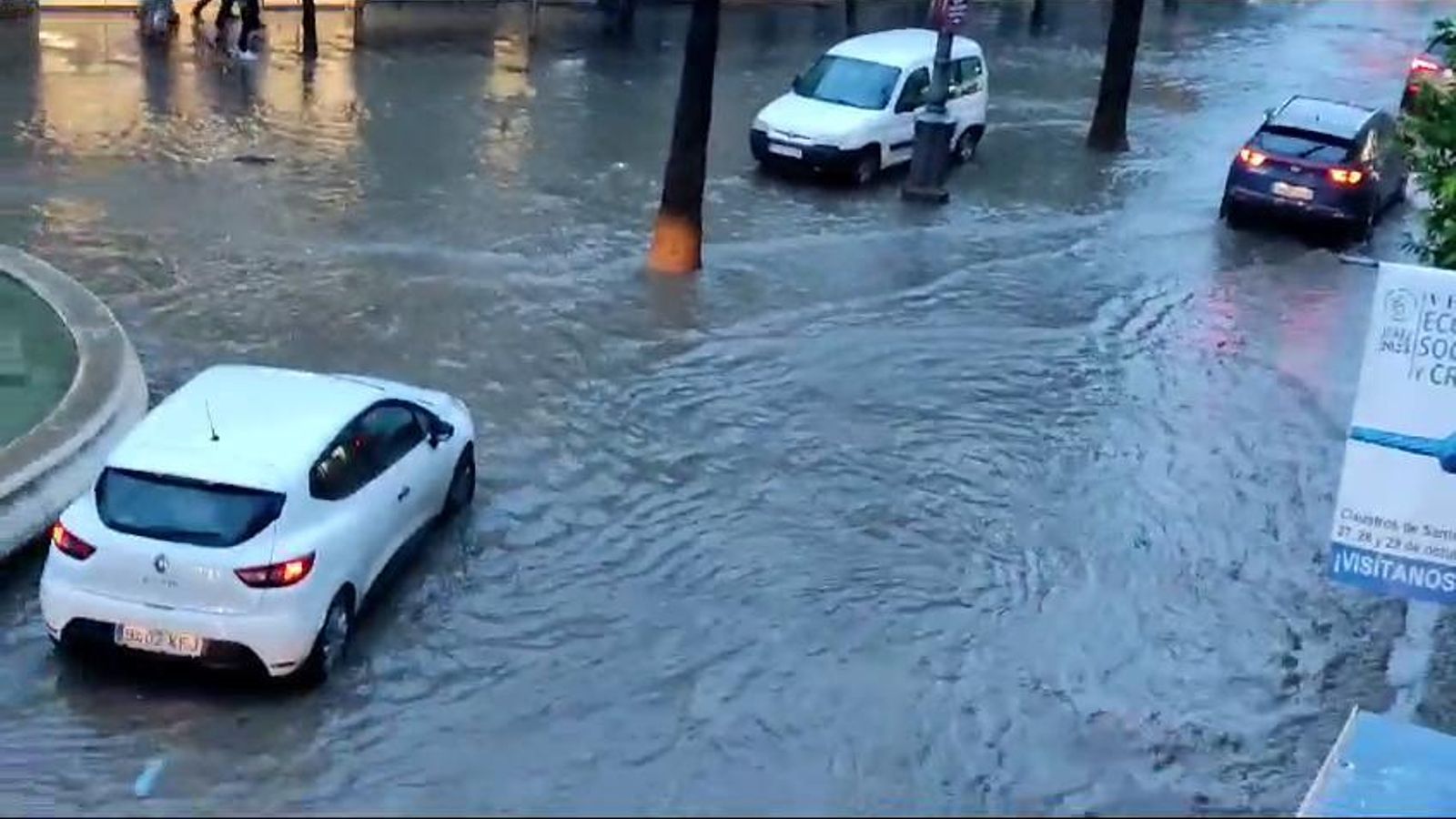 La calle Larga, inundada