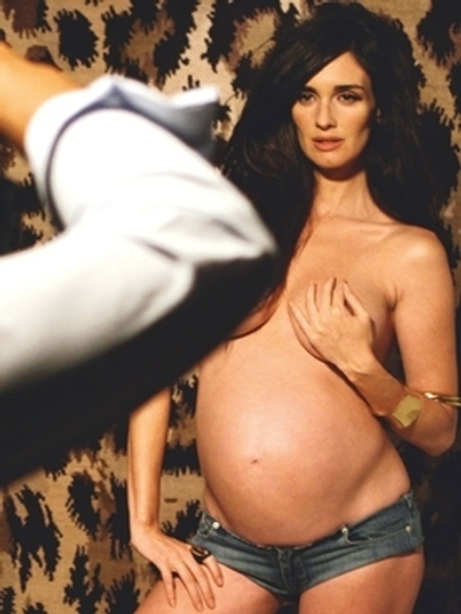 Paz Vega da a luz a su hija, Ava