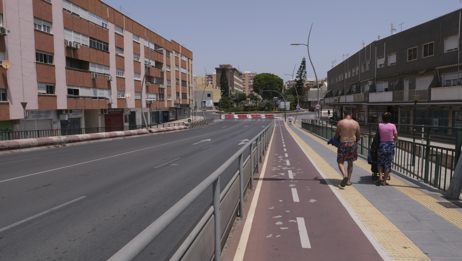 Último día del Puente de la Avenida del Mediterráneo, en imágenes