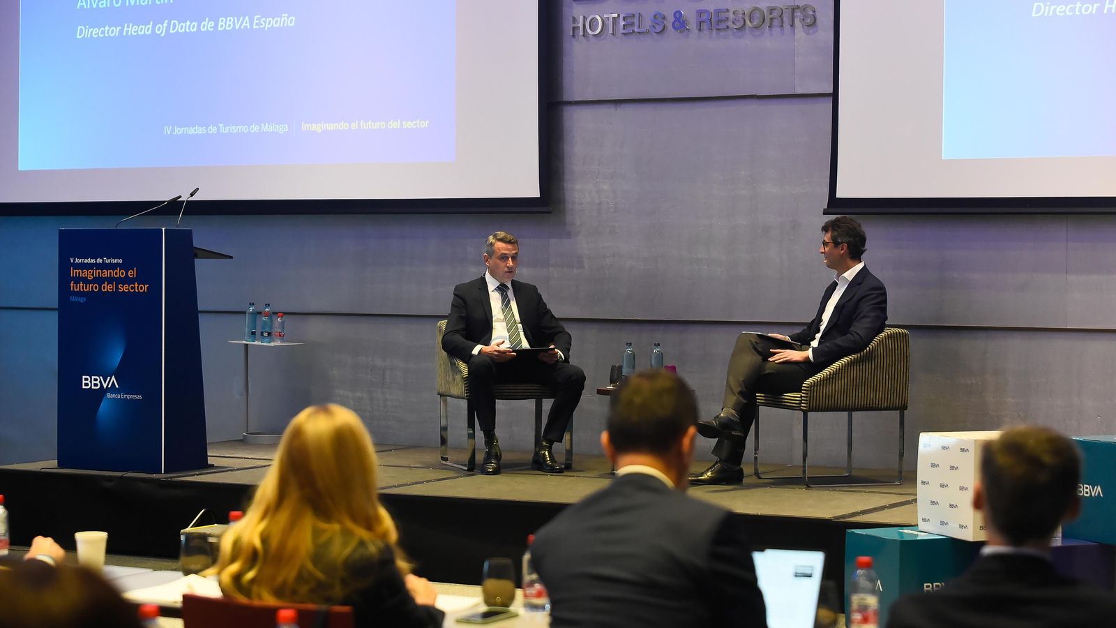 Juan José Millán de Idiliq Group y Álvaro Martín de BBVA durante el panel sobre data.