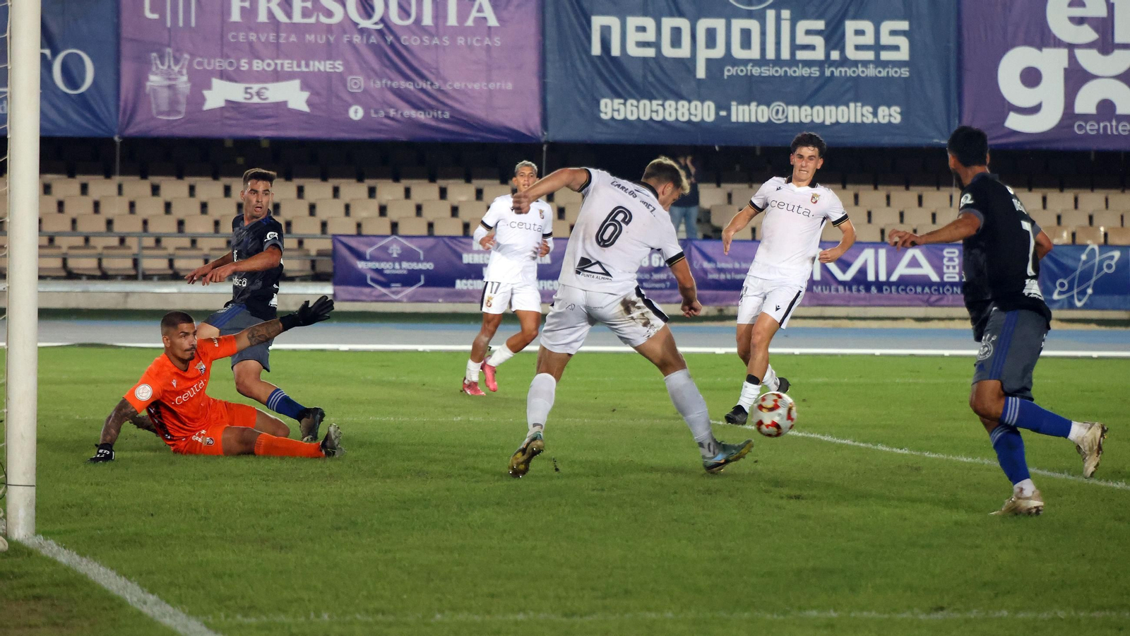 Imágenes de la eliminatoria de Copa del Rey entre el Xerez CD y el AD Ceuta FC en Chapín