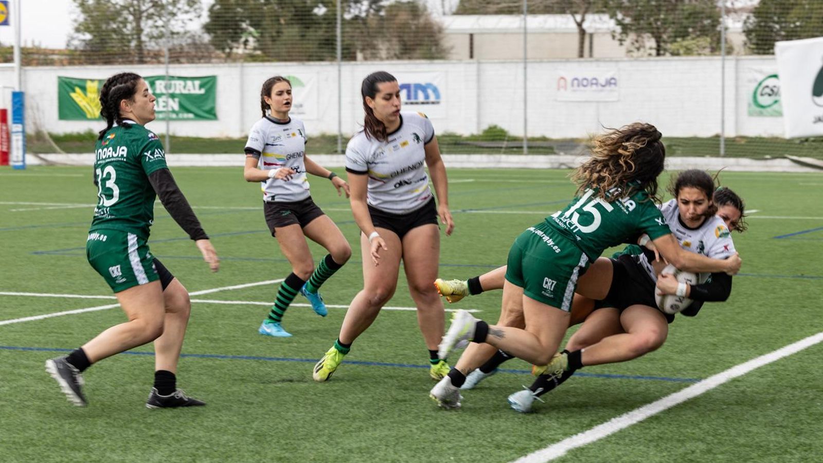 La alegría por el título de campeonas de Jaén Rugby femenino, en imágenes