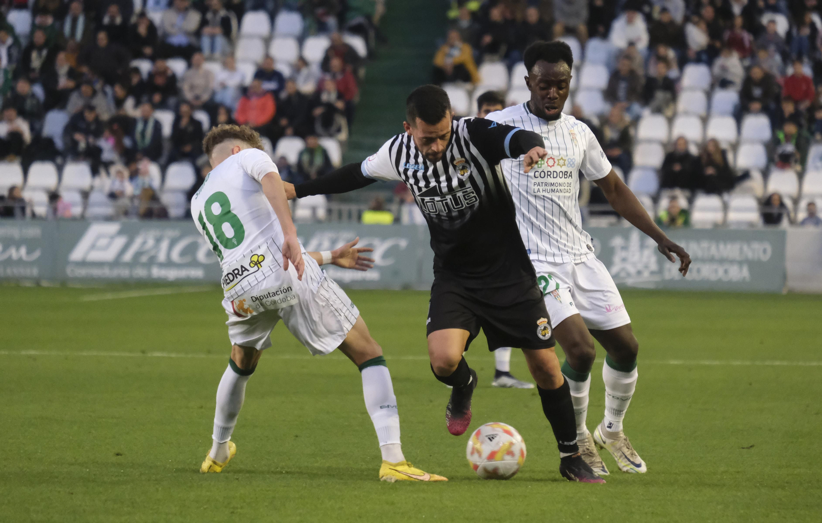 Las fotos del triunfo de la Balona en Córdona (0-1)