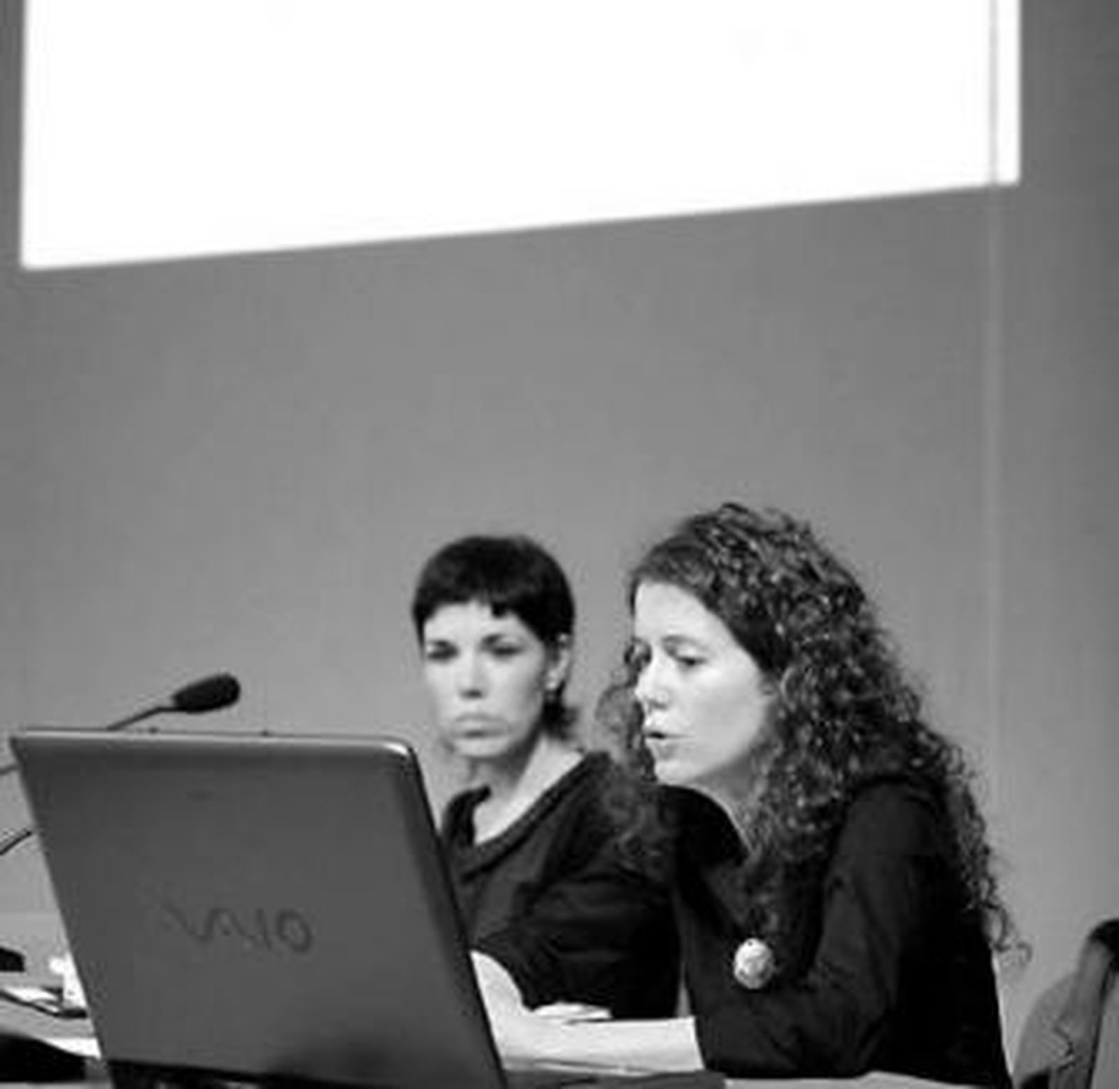 Marta Matarán de Cedro con Ana Santos.