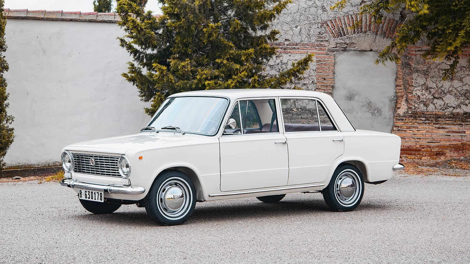 ¿Te acuerdas del Seat 124? Pues está de aniversario: ¡Cumple 50 años!