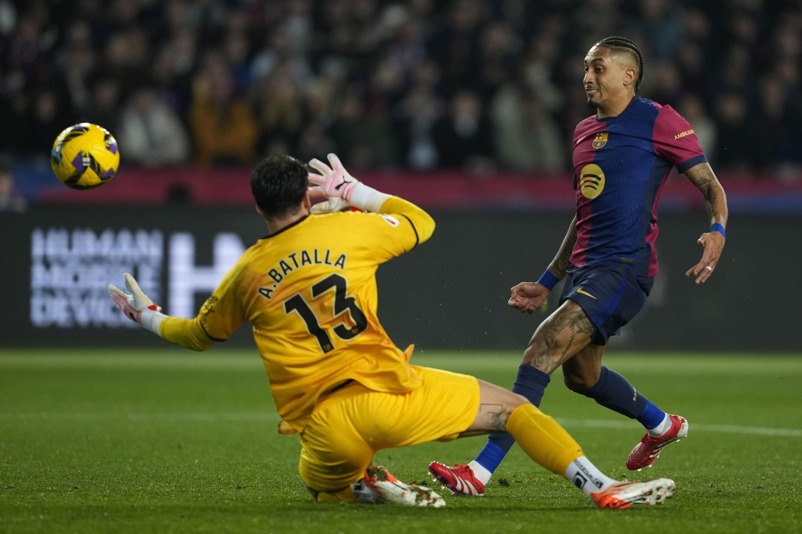 Las fotos del polémico Barcelona - Rayo Vallecano