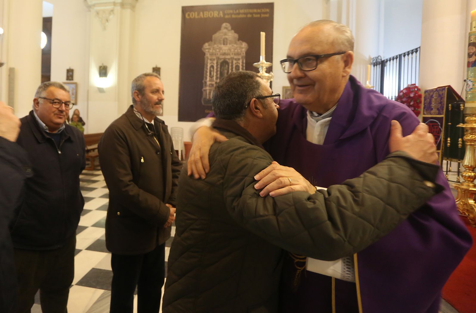 Imagenes de la misa de acción de gracias por el aniversario de la cuadrilla de costaleros