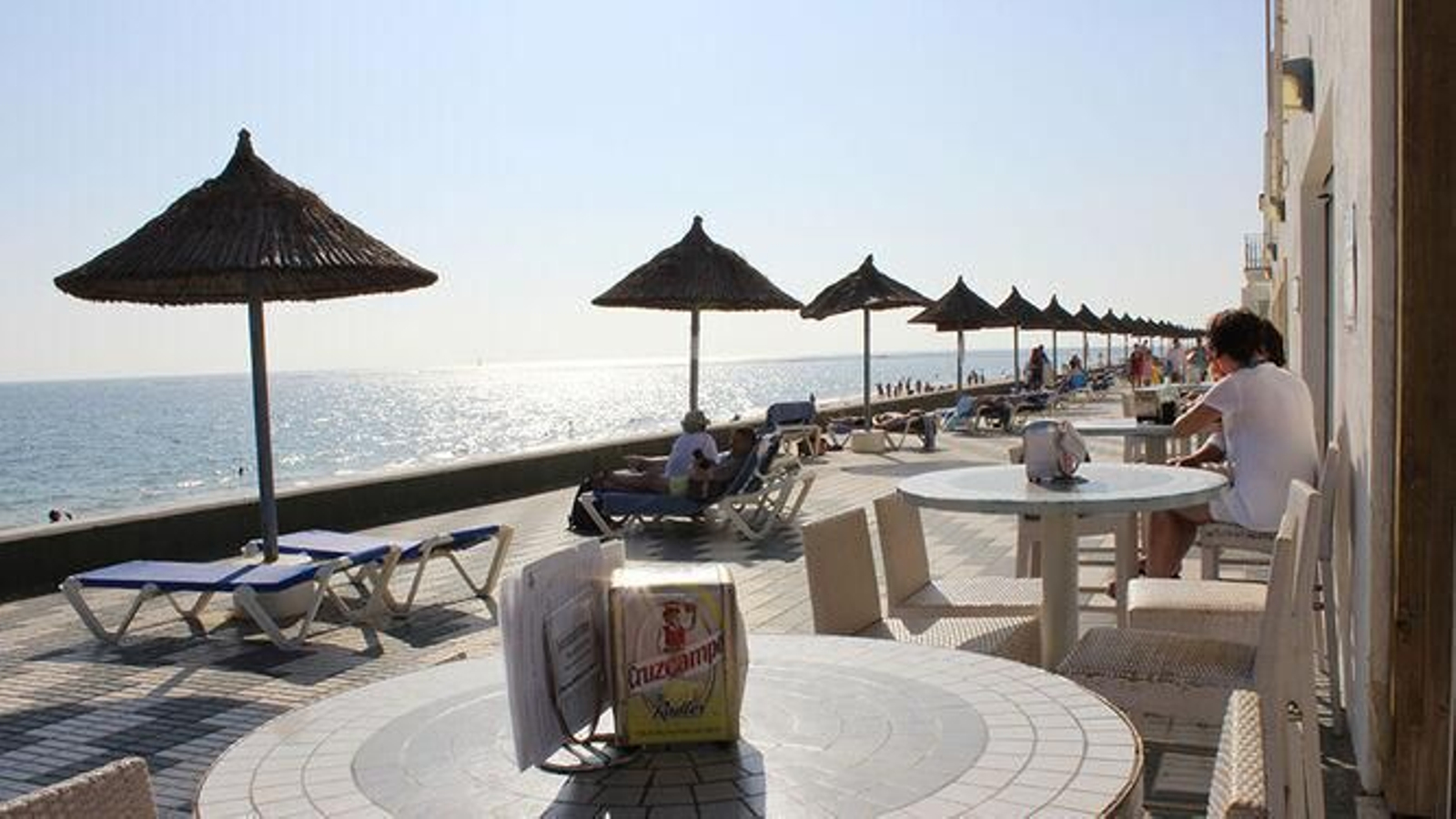 Vistas desde la terraza del restaurante La Gaviota en Rota